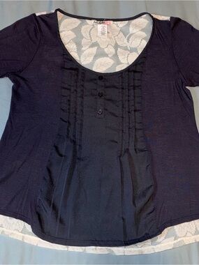 Love Squares Navy Blue and Cream Multi-material Babydoll Blouse women’s size S